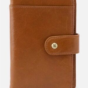 NWT HOBO Tan Leather Passport Travel Wallet- Truffle Brown - Unisex